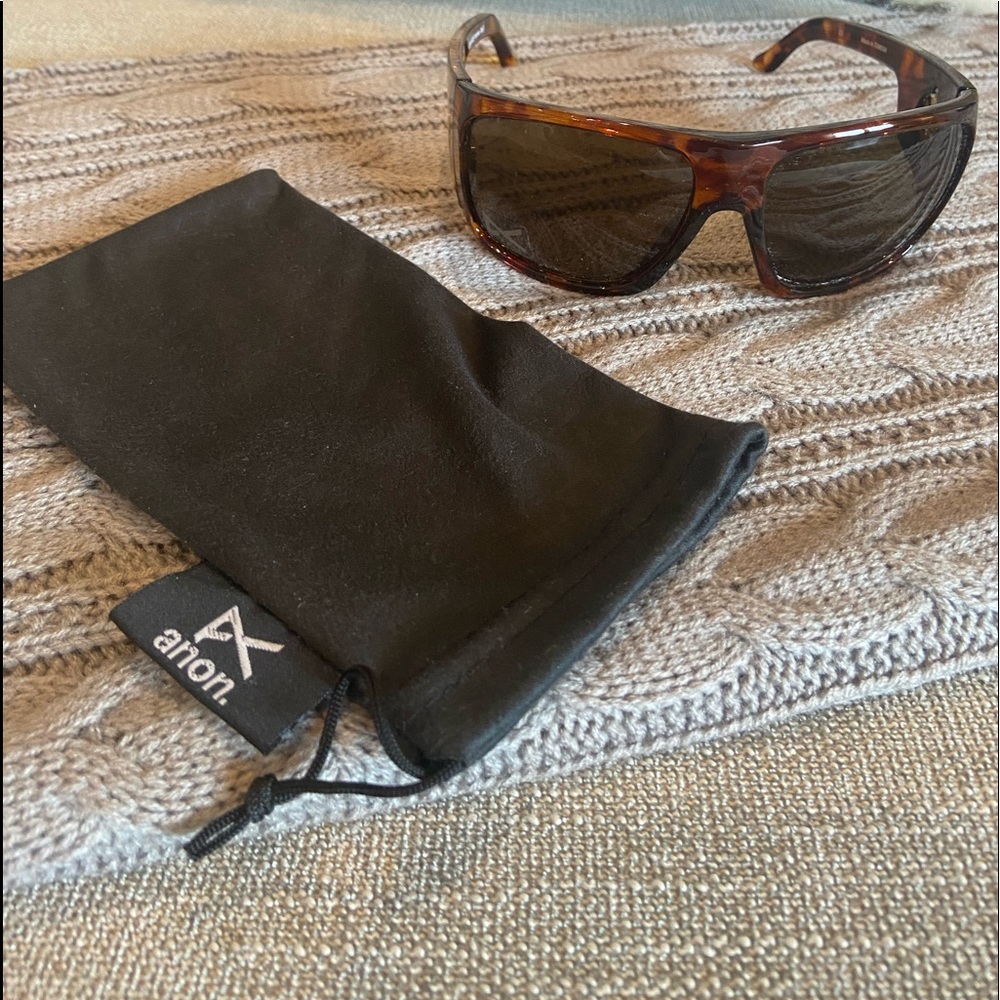 New Anon Comrade Tortoise Sunglasses